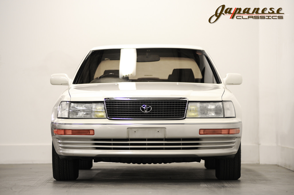 Toyota celsior масса