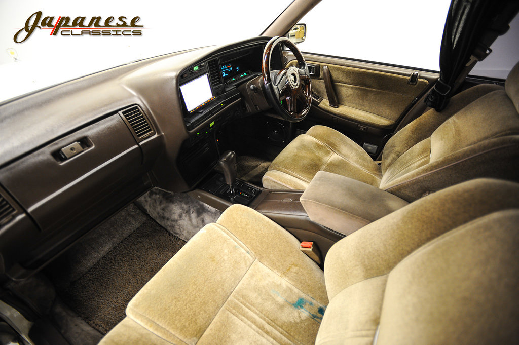Japanese Classics 1990 Toyota Crown Royal