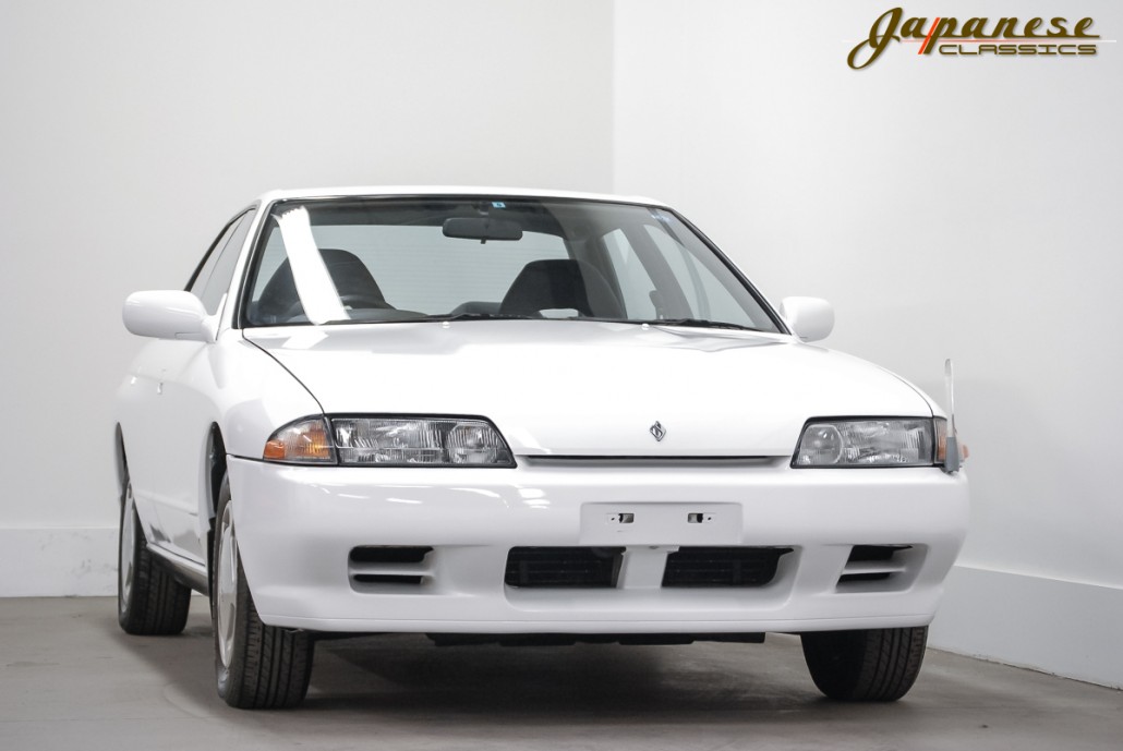 1990 Nissan Skyline R32 GXi CA18e Sedan 4 Door