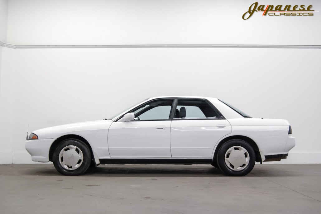 1990 Nissan Skyline GXi
