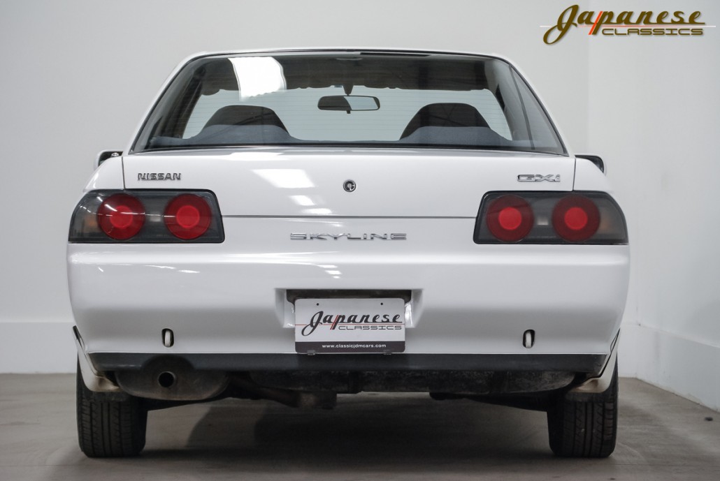 1990 Nissan Skyline GXi