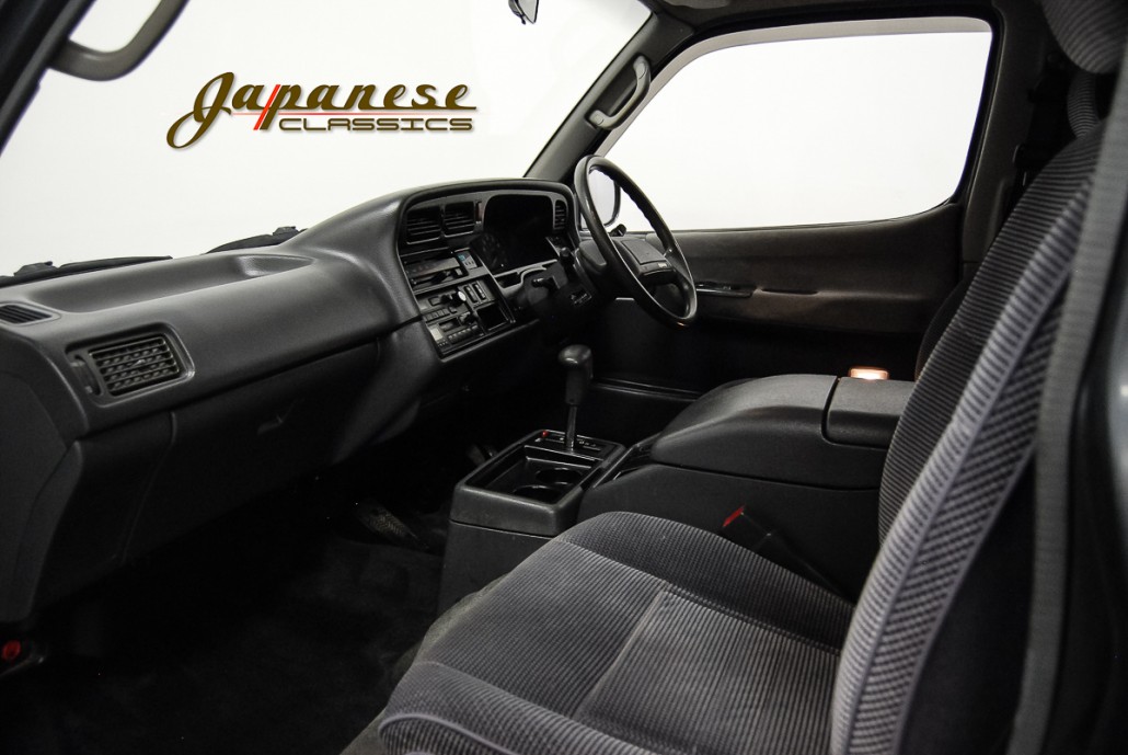 1989 Toyota HiAce 2.4L 2RZ-E