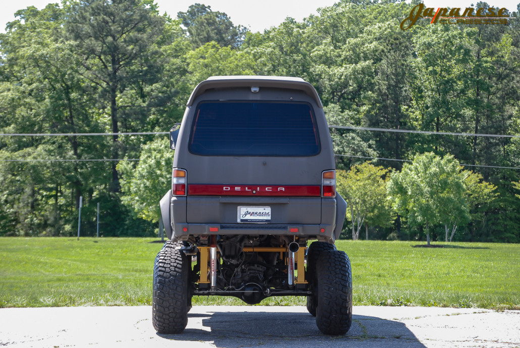 1991 Mitsubishi Delica