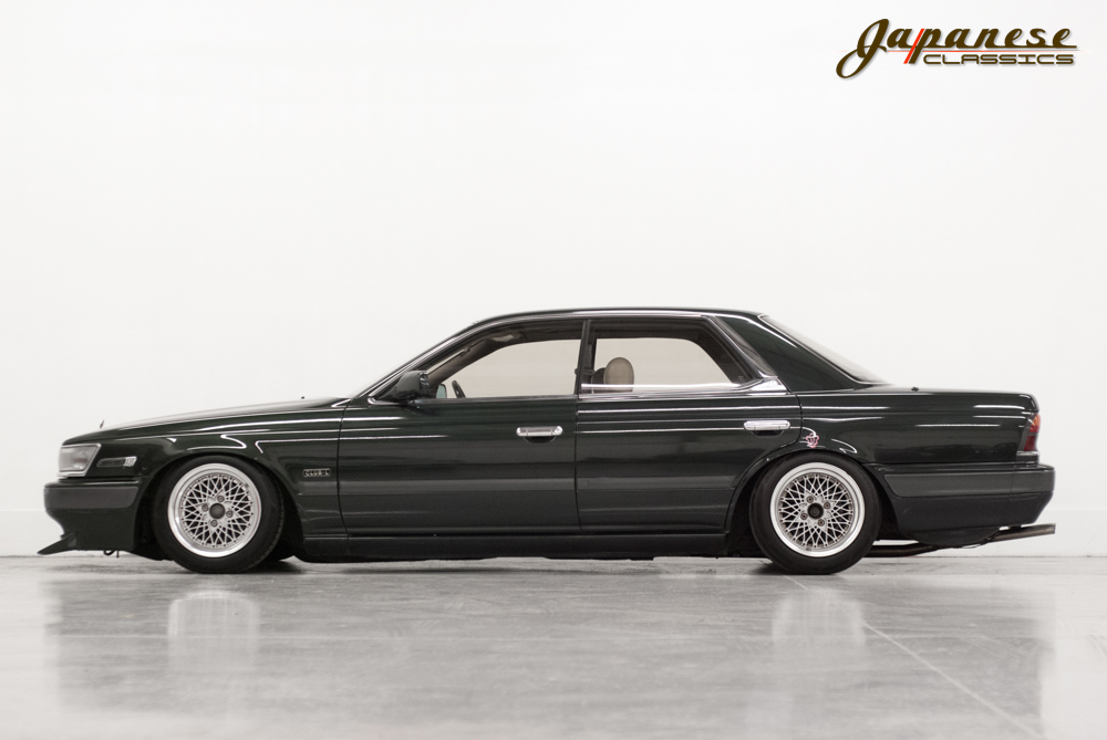 Japanese Classics | 1989 Nissan Laurel C33