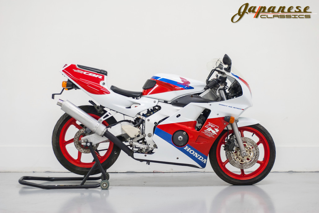 1991 Honda CBR250RR (MC22)