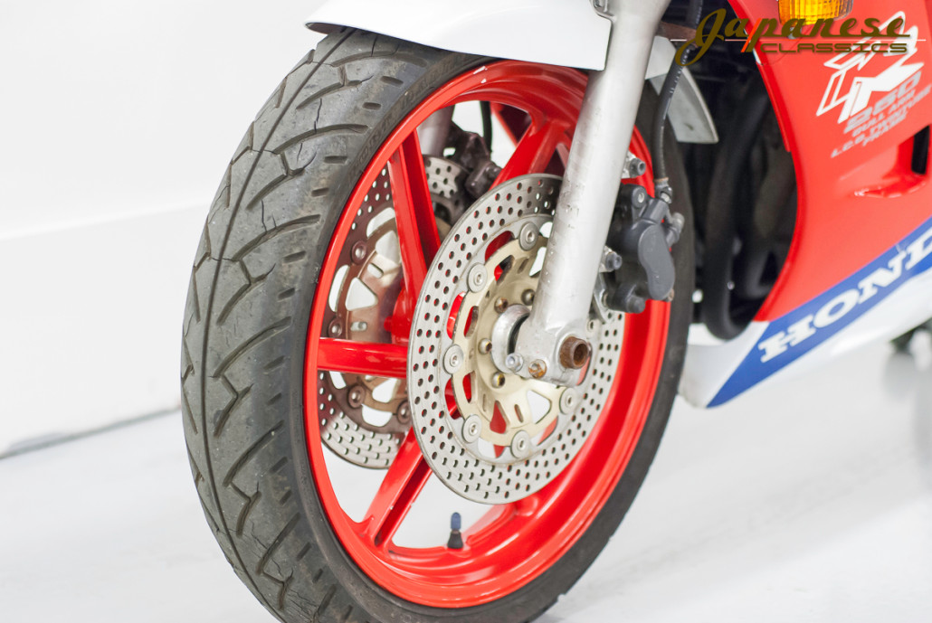 1991 Honda CBR250RR (MC22)