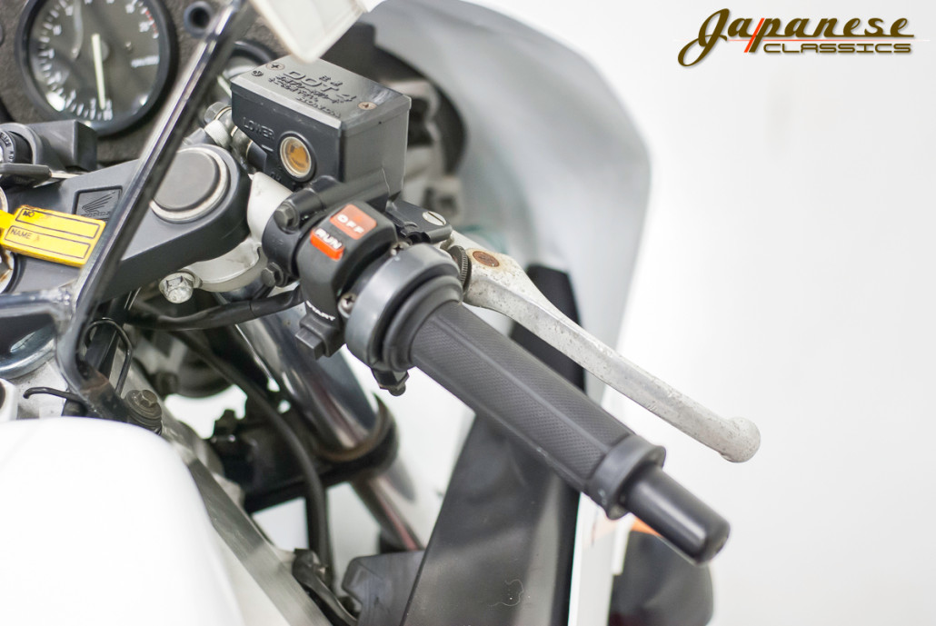 1991 Honda CBR250RR (MC22)