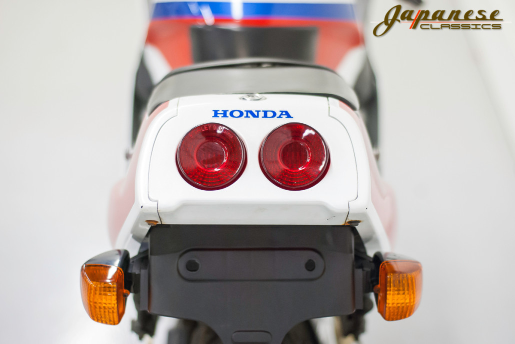 1991 Honda CBR250RR (MC22)