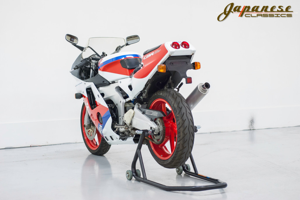 1991 Honda CBR250RR (MC22)