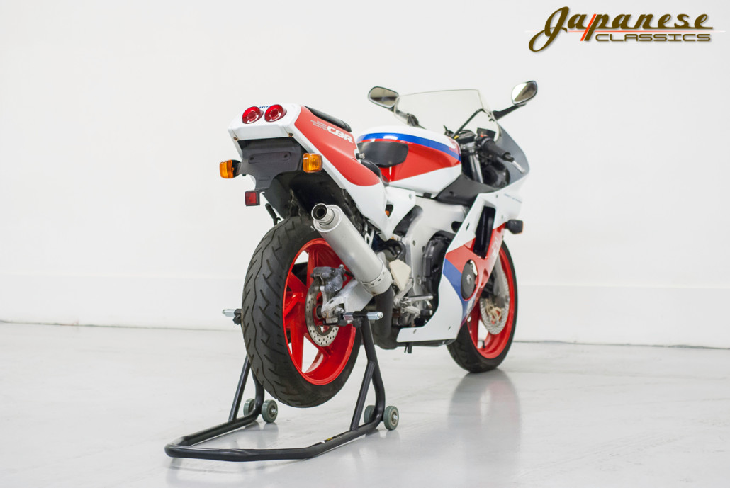 1991 Honda CBR250RR (MC22)
