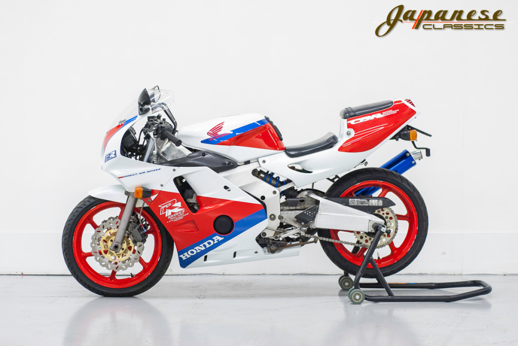 1990 CBR250RR – Lightly Modifed