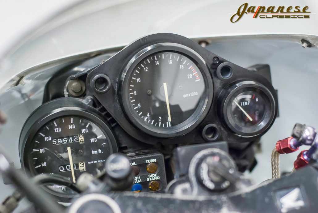 1990 CBR250RR – Lightly Modifed
