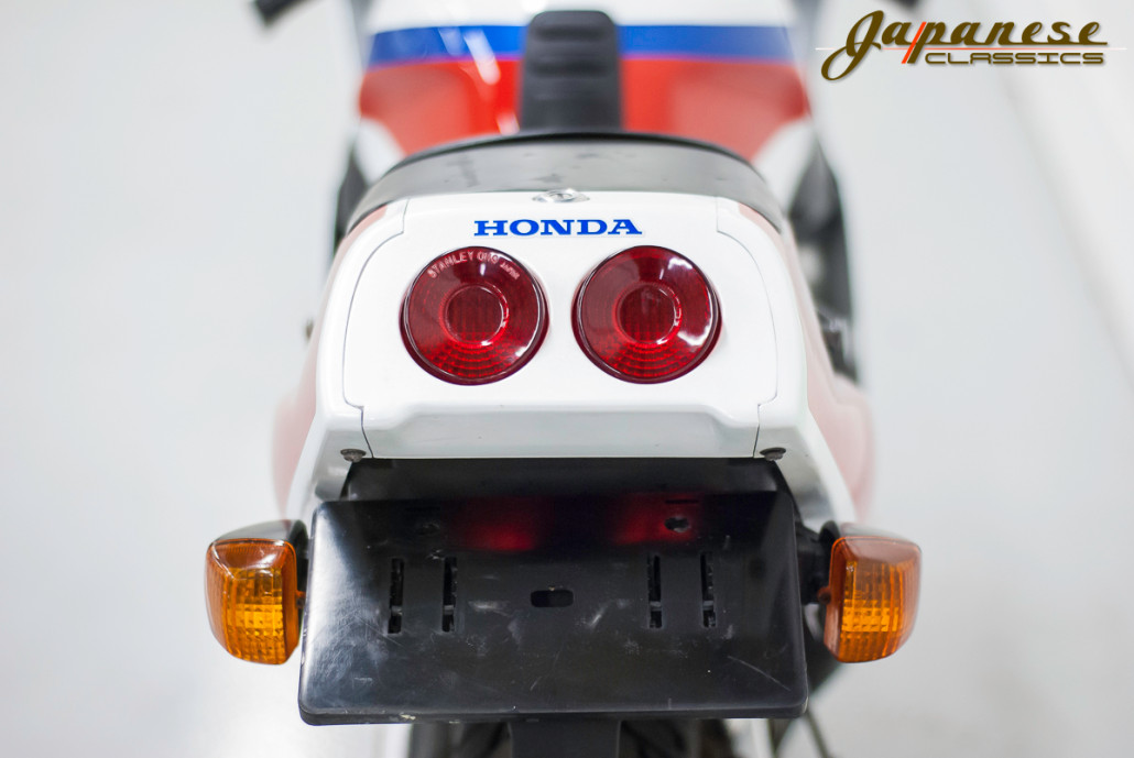 1990 CBR250RR – Lightly Modifed