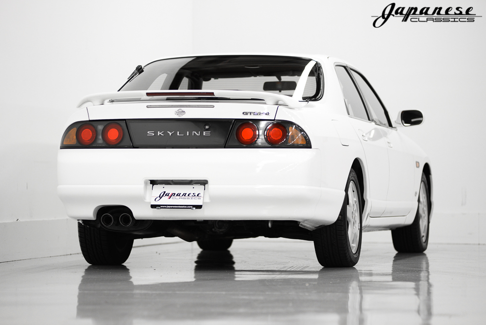 1993 Nissan Skyline R33 Sedan Japanese Classics