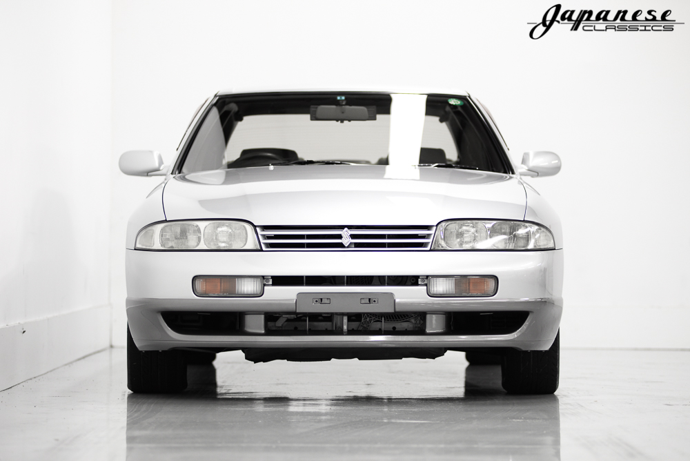 Nissan skyline er33