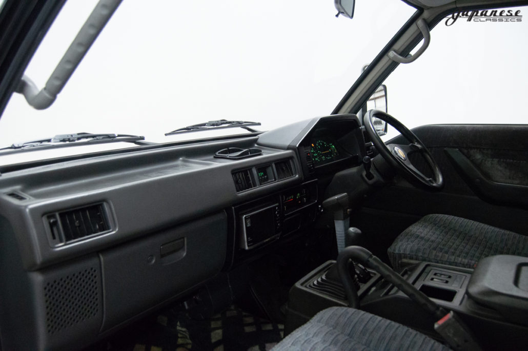 1992 Mitsubishi Delica Chamonix
