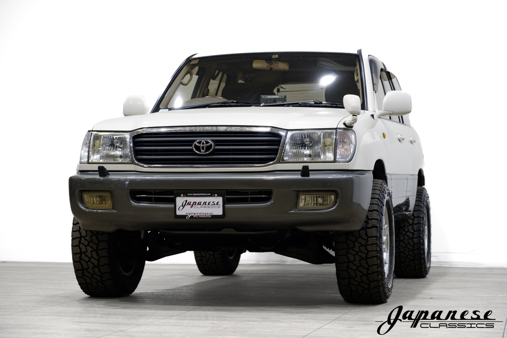 1998 Toyota Land Cruiser UZJ100 – Japanese Classics