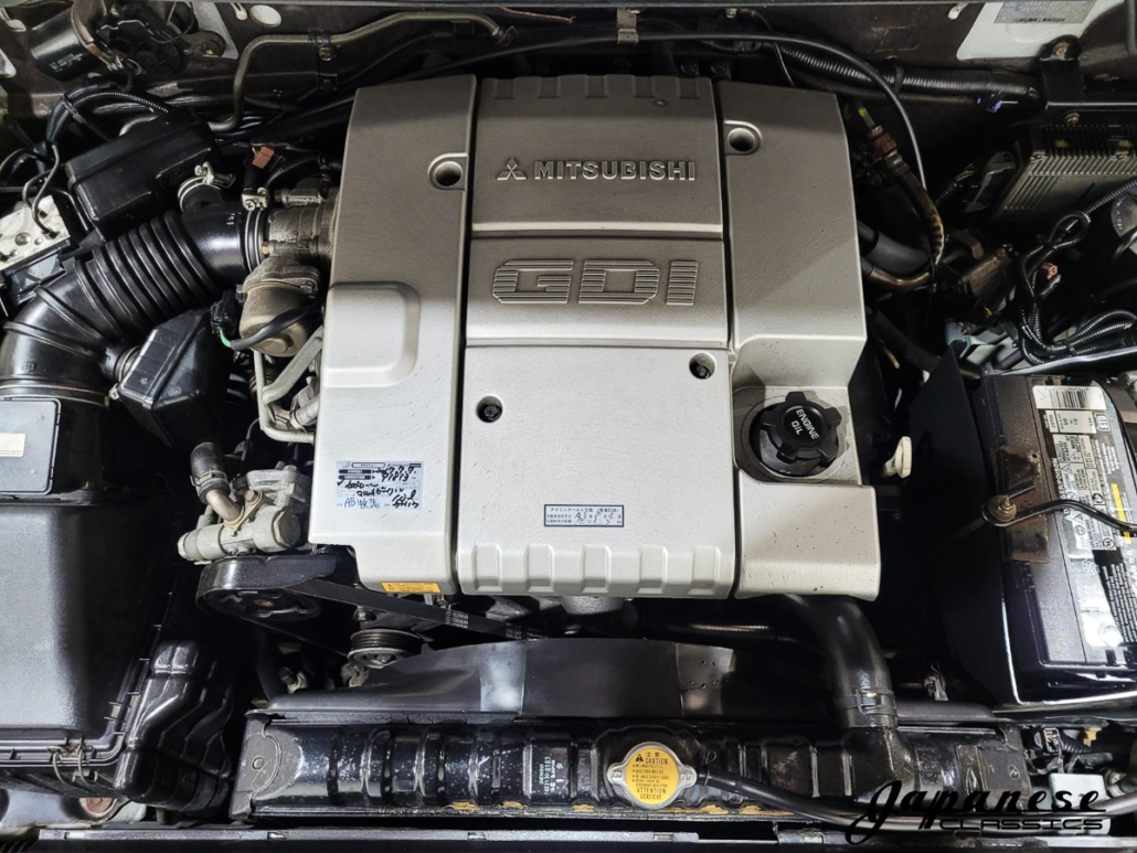 6G74 engine in a 1999 Mitsubishi Pajero