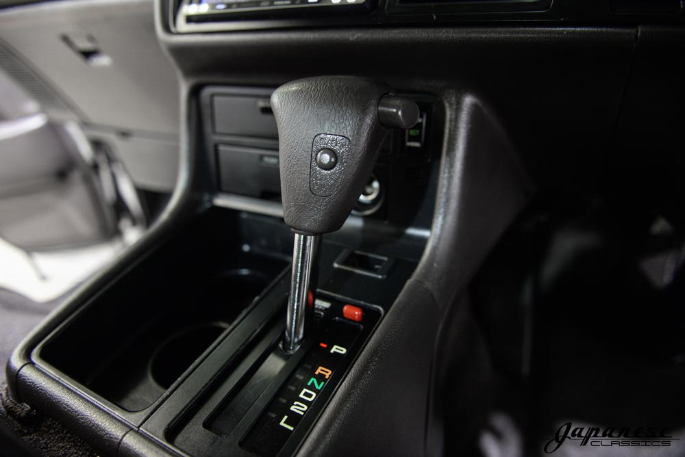 1997 KZH106 Toyota HiAce – Japanese Classics