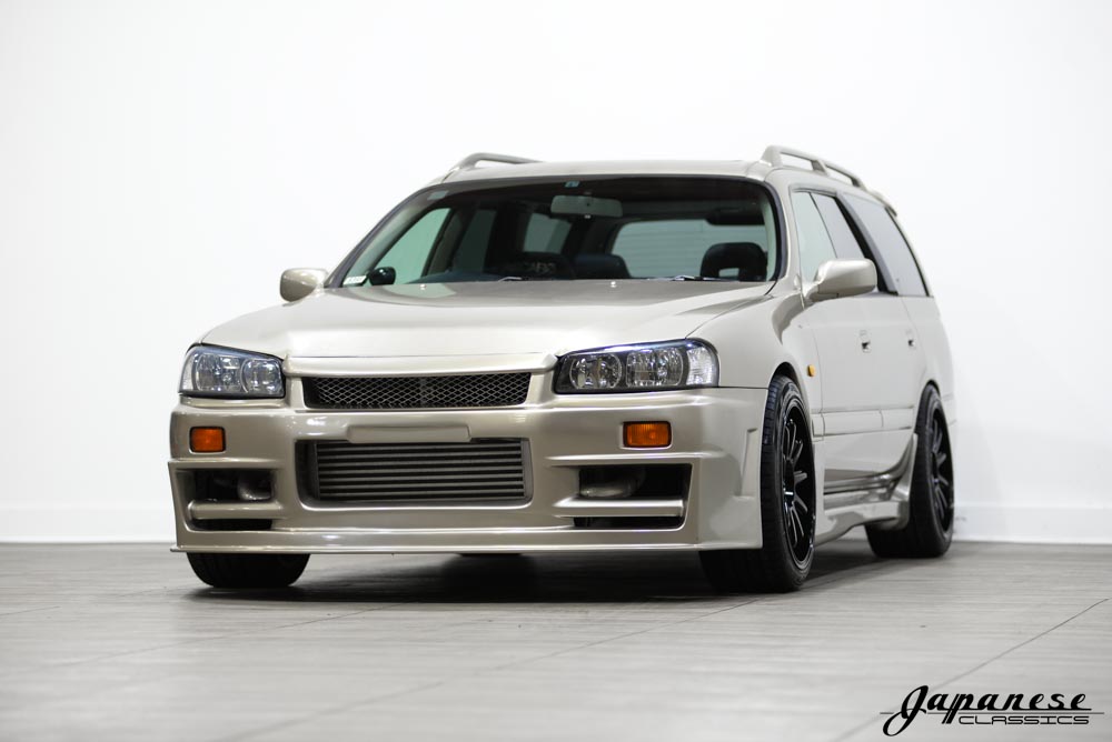 1998 Nissan Stagea