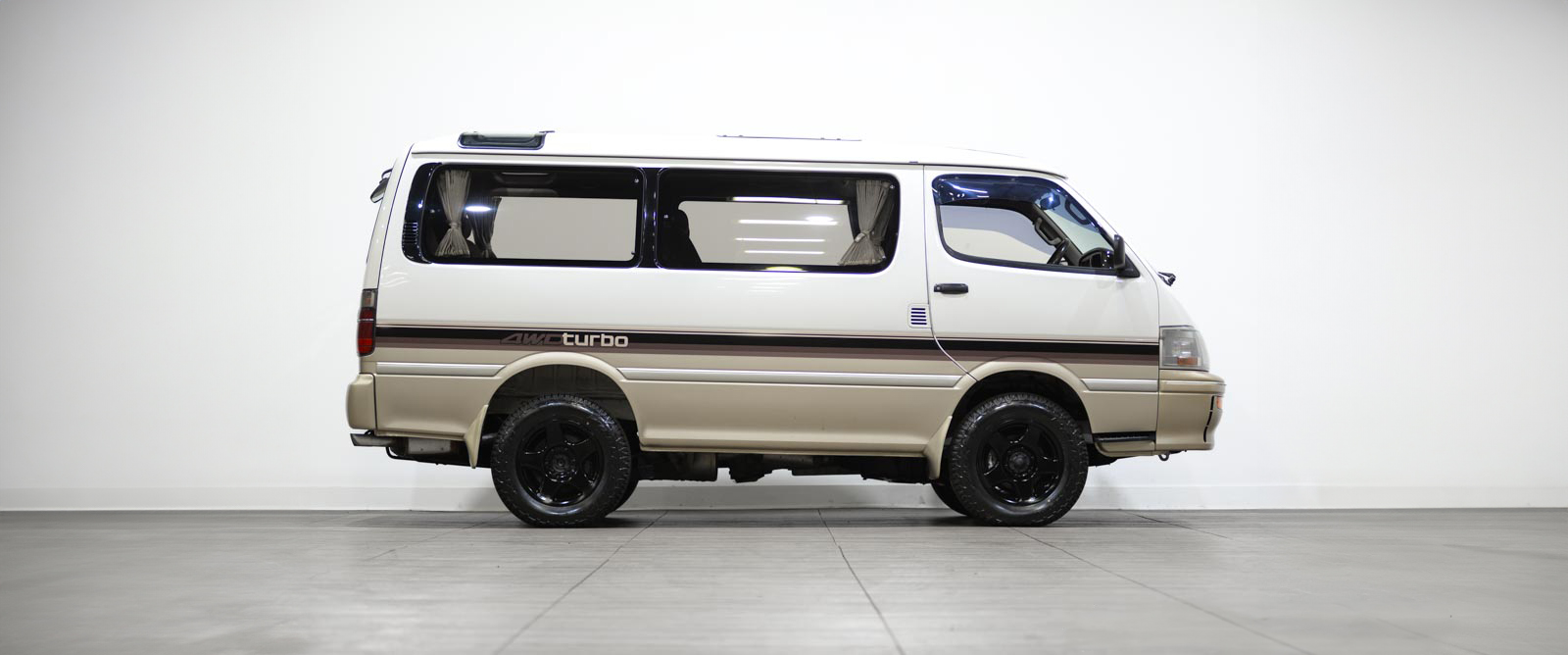 1995 Toyota HiAce KZH106 – Japanese Classics
