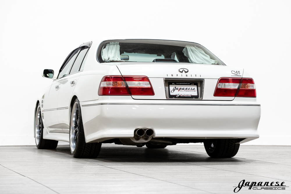 1996 Nissan Cima V8 – Japanese Classics