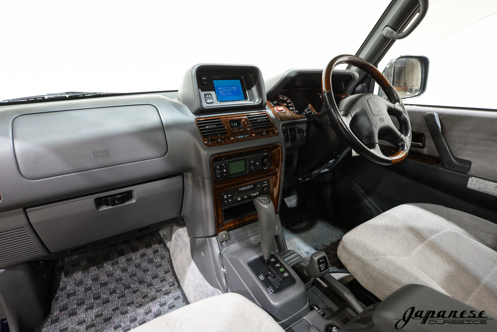 1997 Mitsubishi Pajero V6 GDi