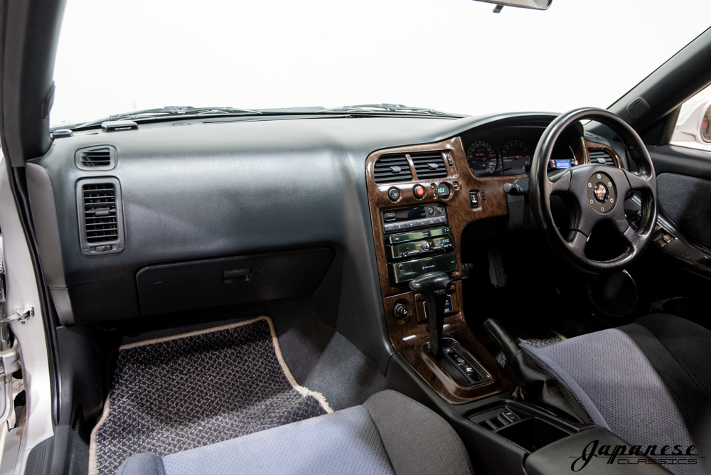 1994 Impul R33-R Skyline – Japanese Classics