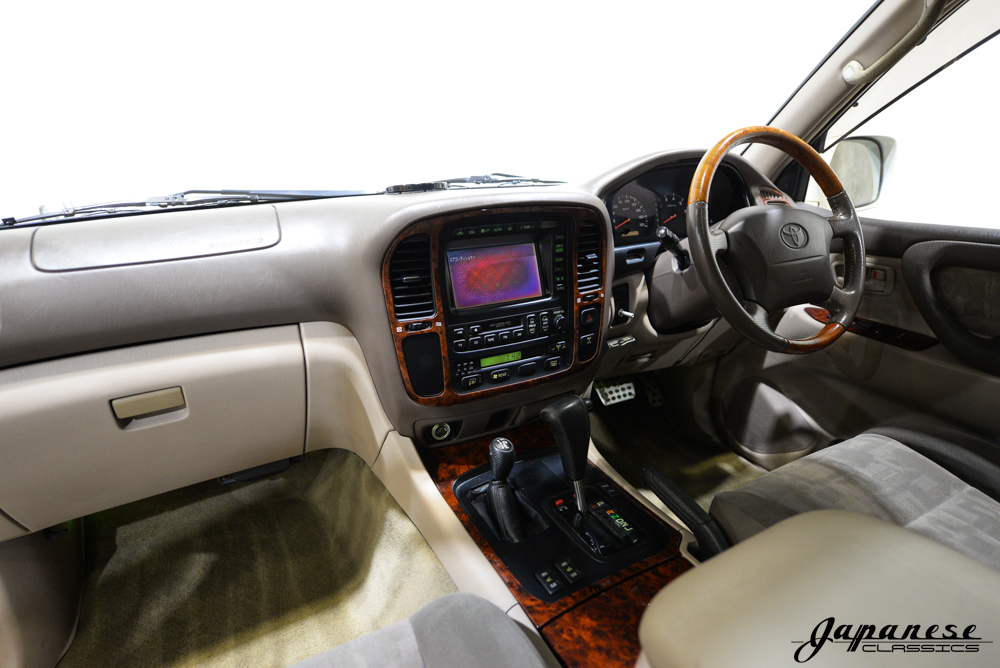 1998 UZJ100 Land Cruiser VXL