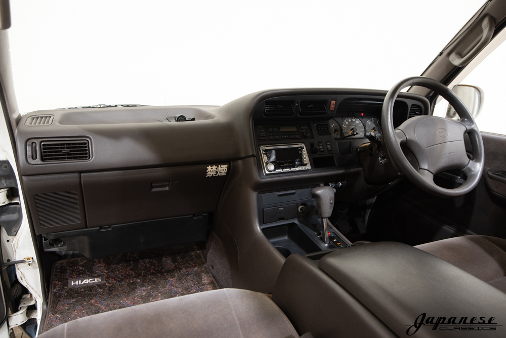 1995 Toyota HiAce KZH100