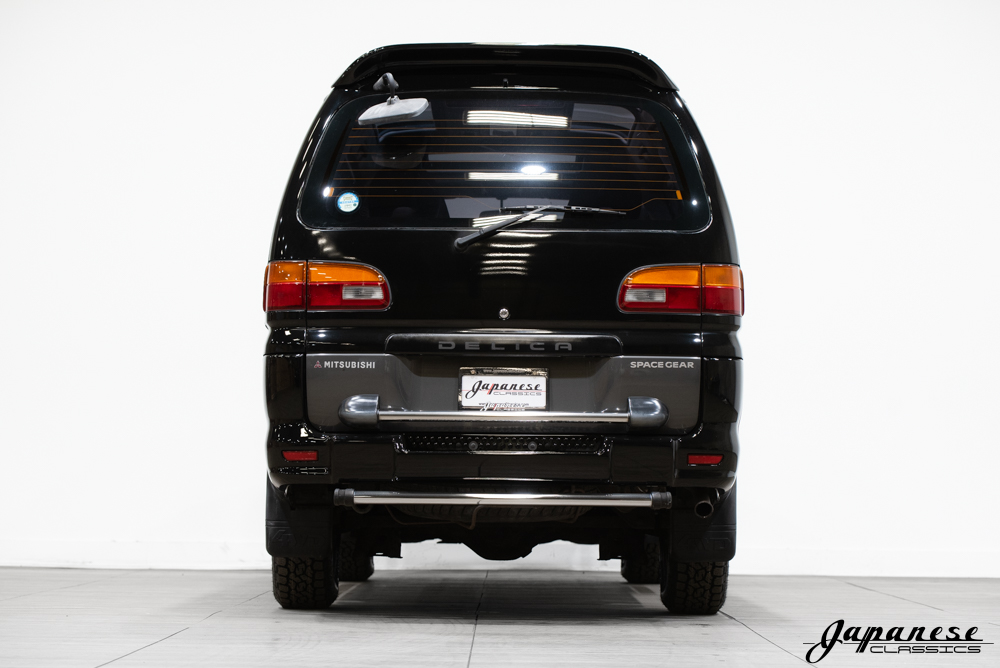 1997 Mitsubishi Delica Super Exceed – Japanese Classics