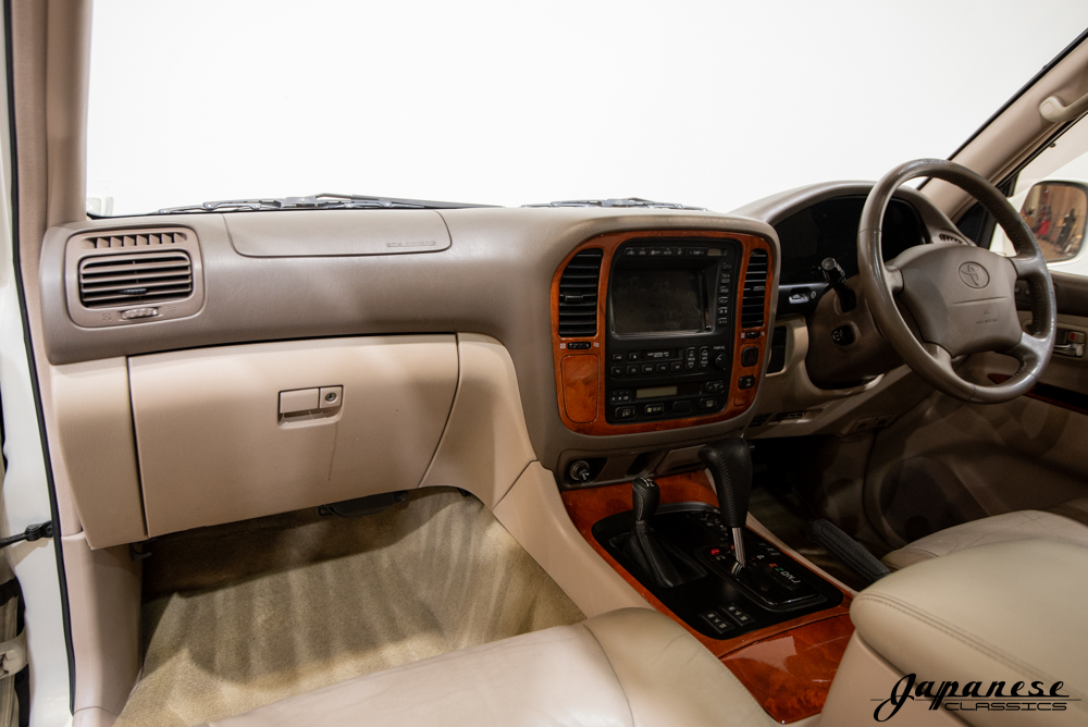 1999 Land Cruiser Cygnus J100
