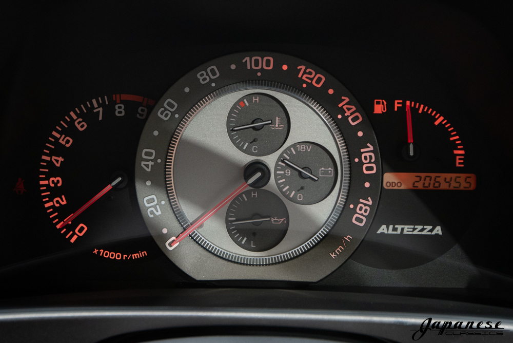 2000 Toyota Altezza SXE10 – Japanese Classics