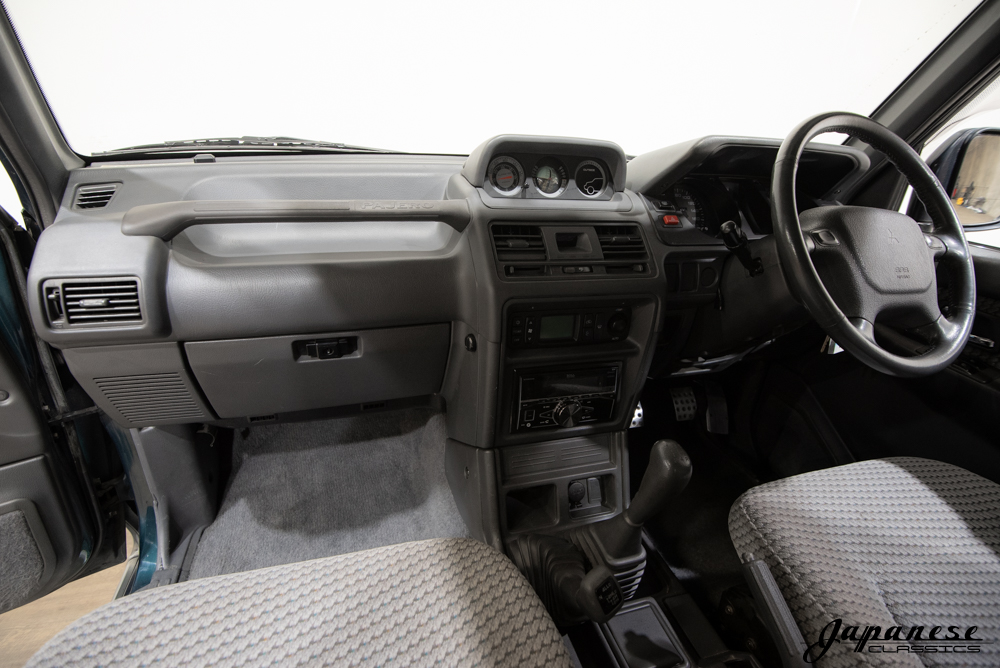 1996 Mitsubishi Pajero 3.5 V6