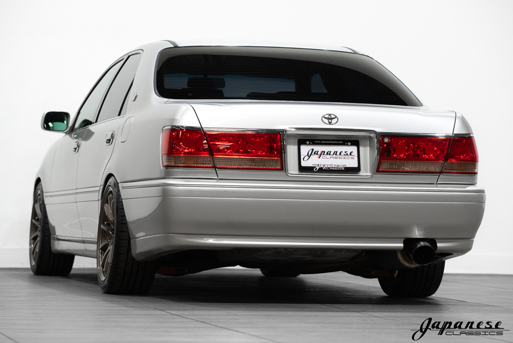 1999 Toyota Crown Athlete V