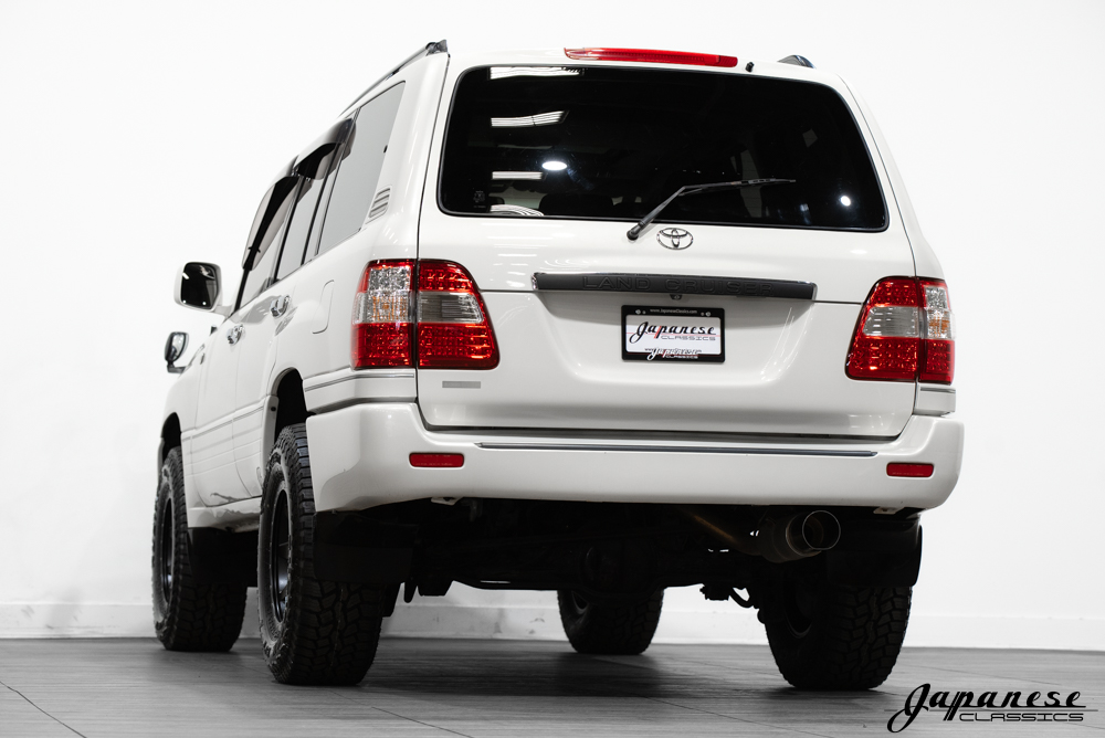 1999 UZJ100 Toyota Land Cruiser – Japanese Classics