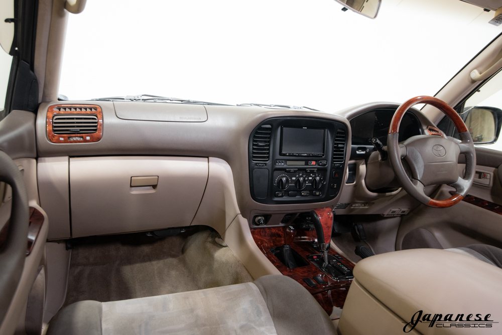 1998 UZJ100 Land Cruiser