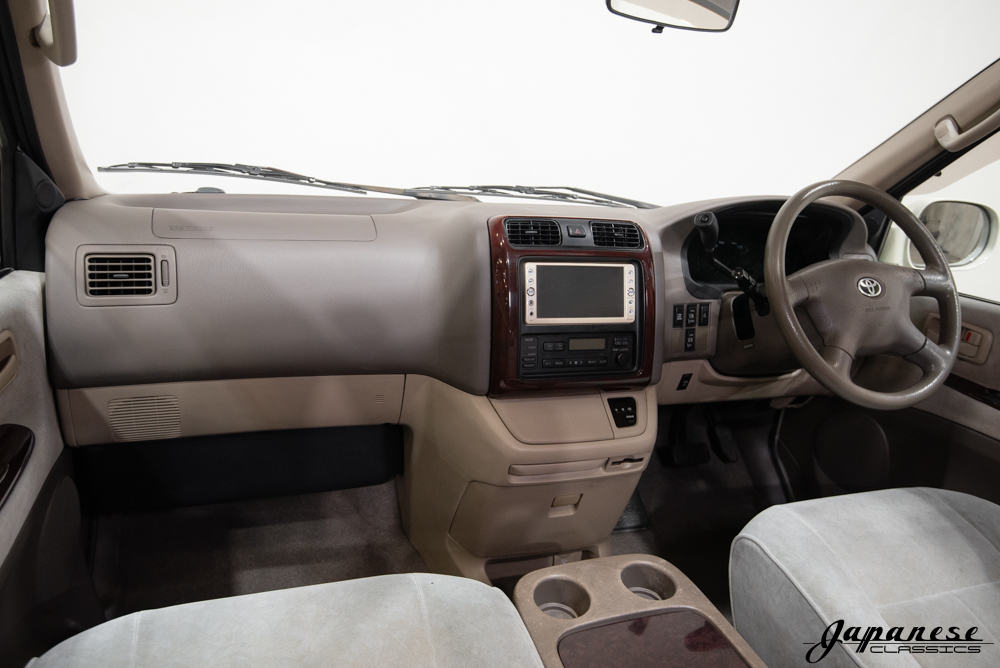 1999 Toyota Grand Hiace