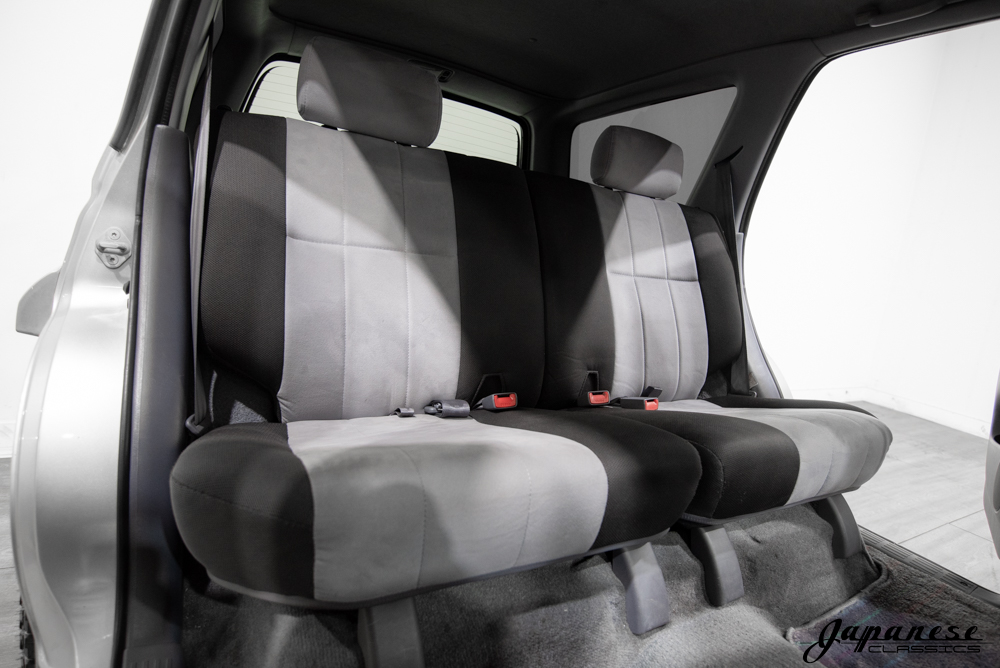 1999 Hilux Surf SSR-X Modellista