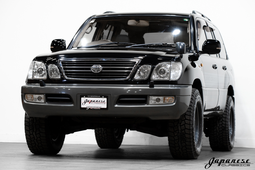 Aページ　012 1999 Toyota Cygnus V8 – Japanese Classics