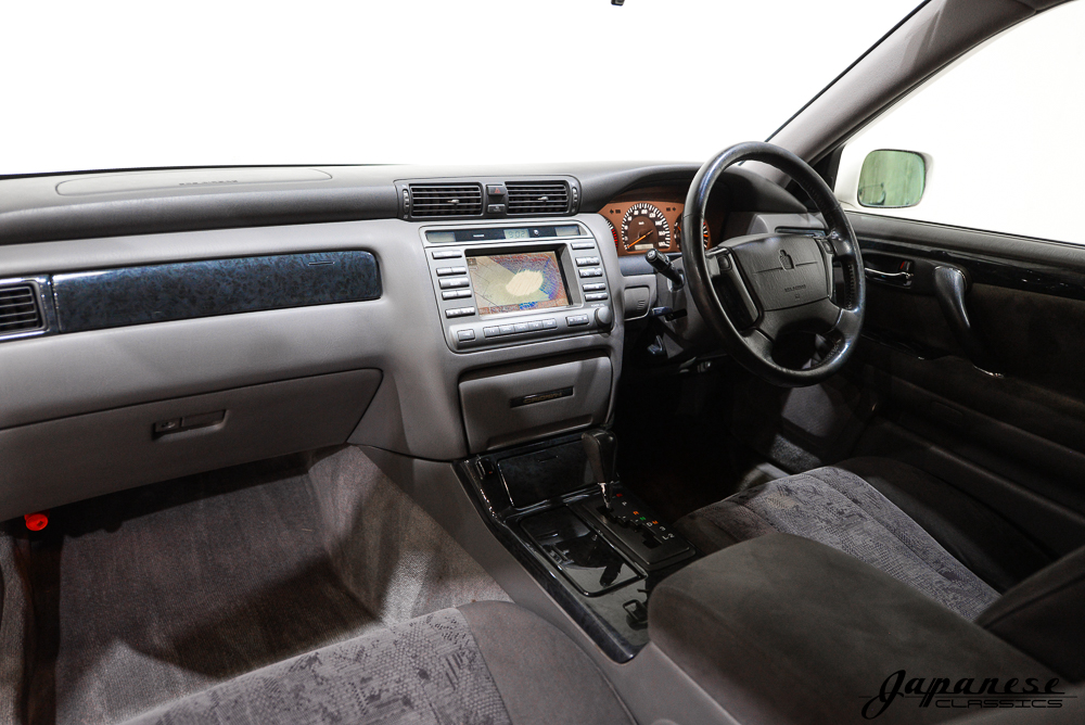 2000 Toyota Crown Athlete Estate
