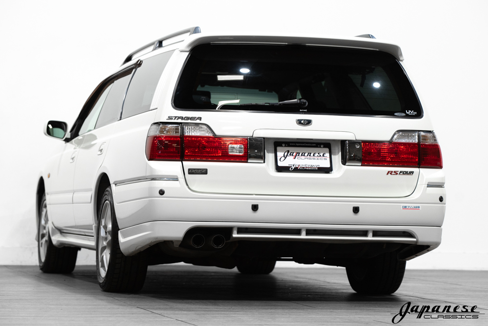 2000 Nissan Stagea 25T RS Four – Japanese Classics