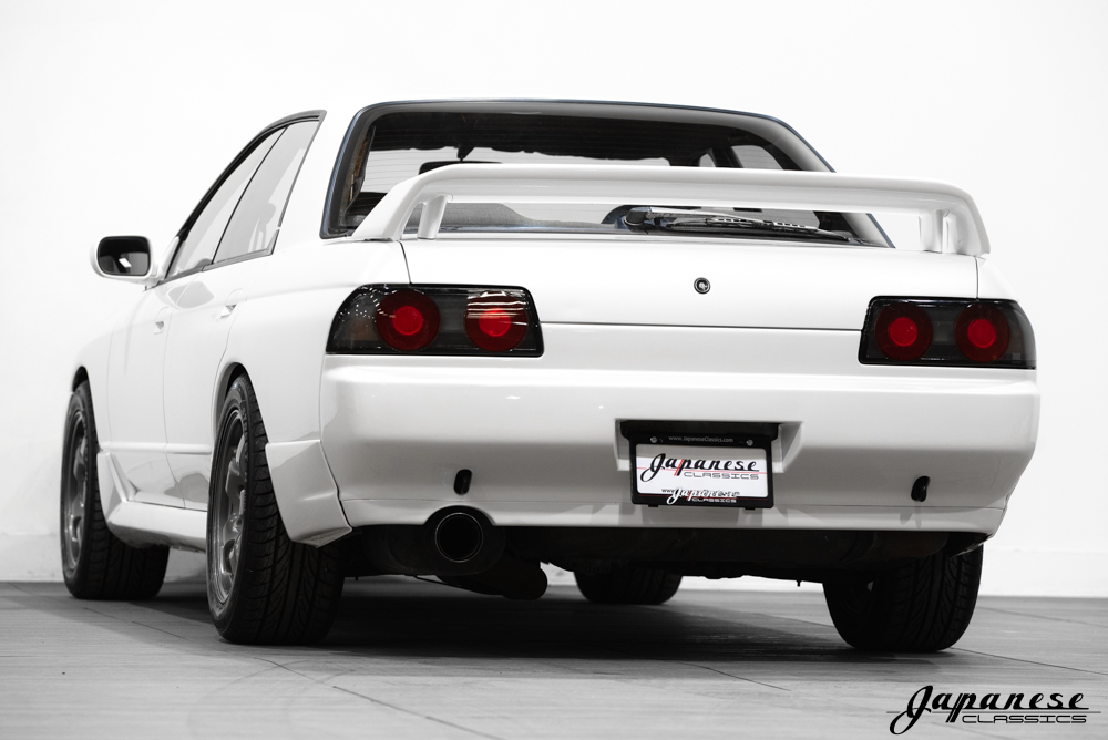 1989 Nissan Skyline GTS-t Sedan