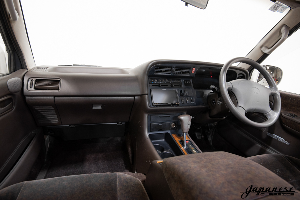 1995 HiAce Super Custom Limited