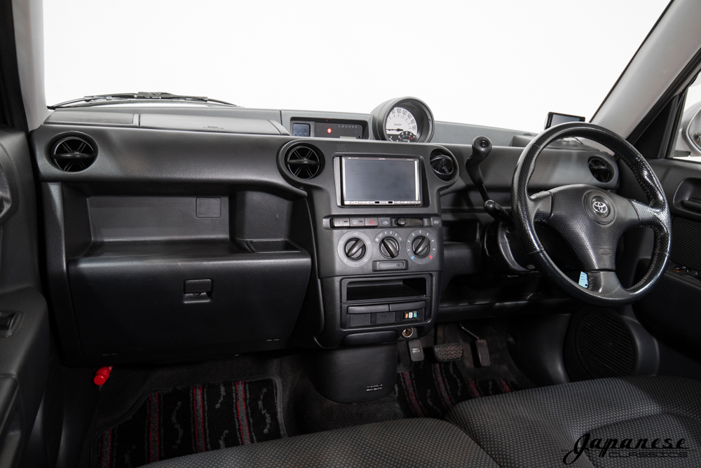 2000 Toyota bB