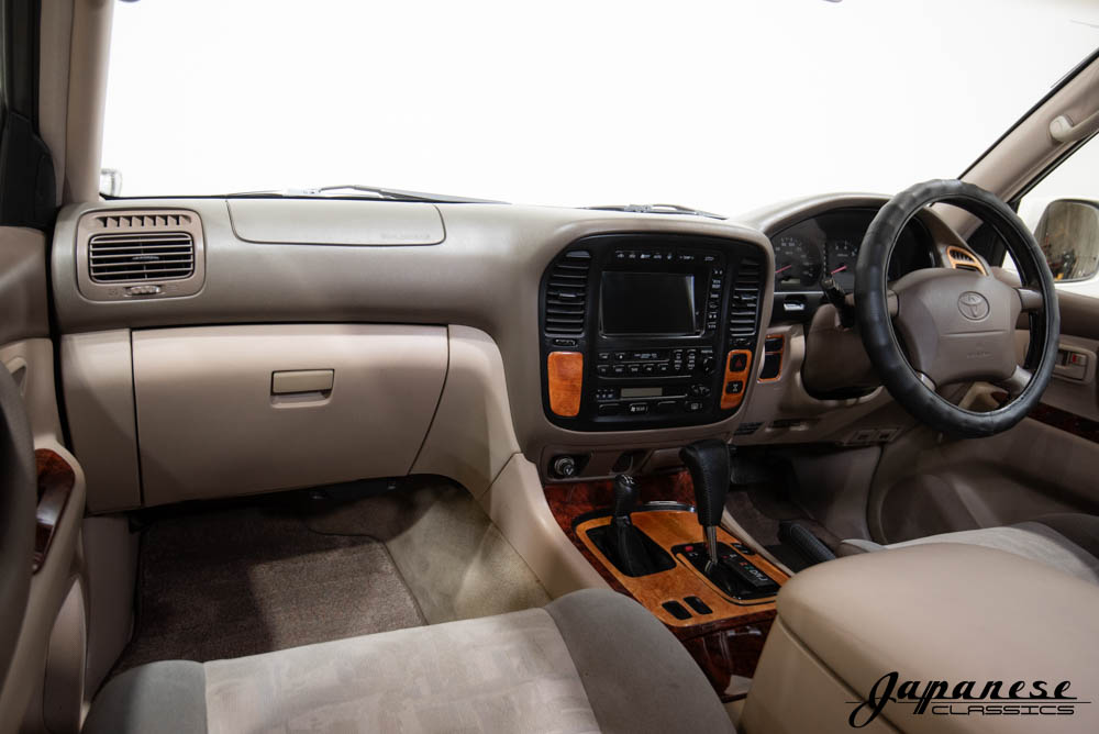 2000 Toyota LC VX Limited