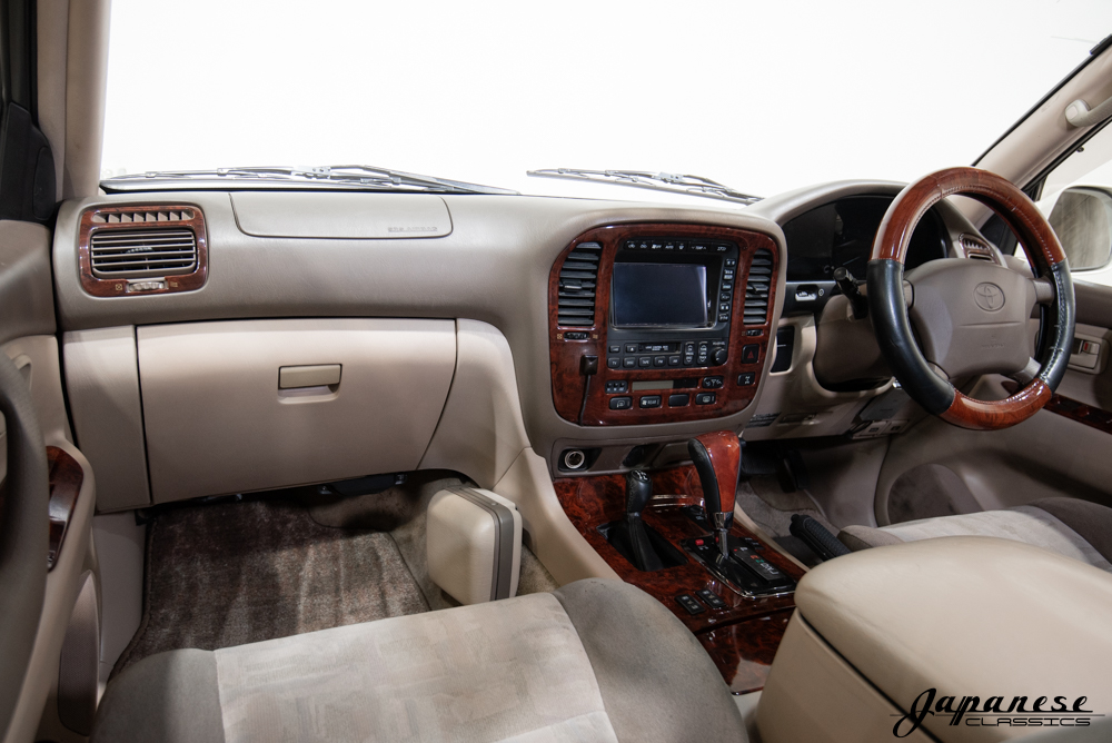 2000 Land Cruiser VX Limited – Japanese Classics