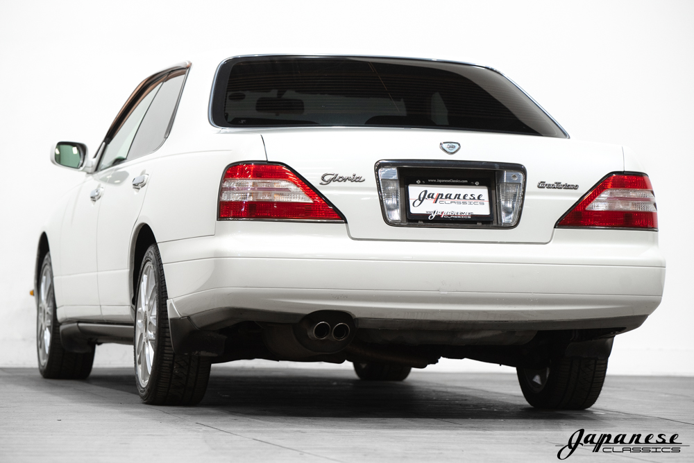 1998 Nissan Gloria GT V6