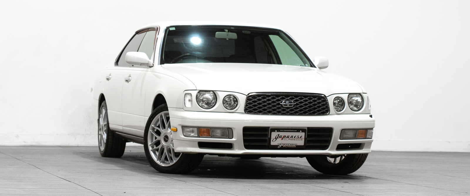 ニチモV6 GLORIA ホワイトモデル絶版 1998 Nissan Gloria GT V6 – Japanese Classics