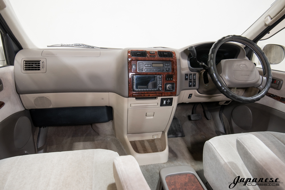 1998 Toyota Granvia 3.4 V6